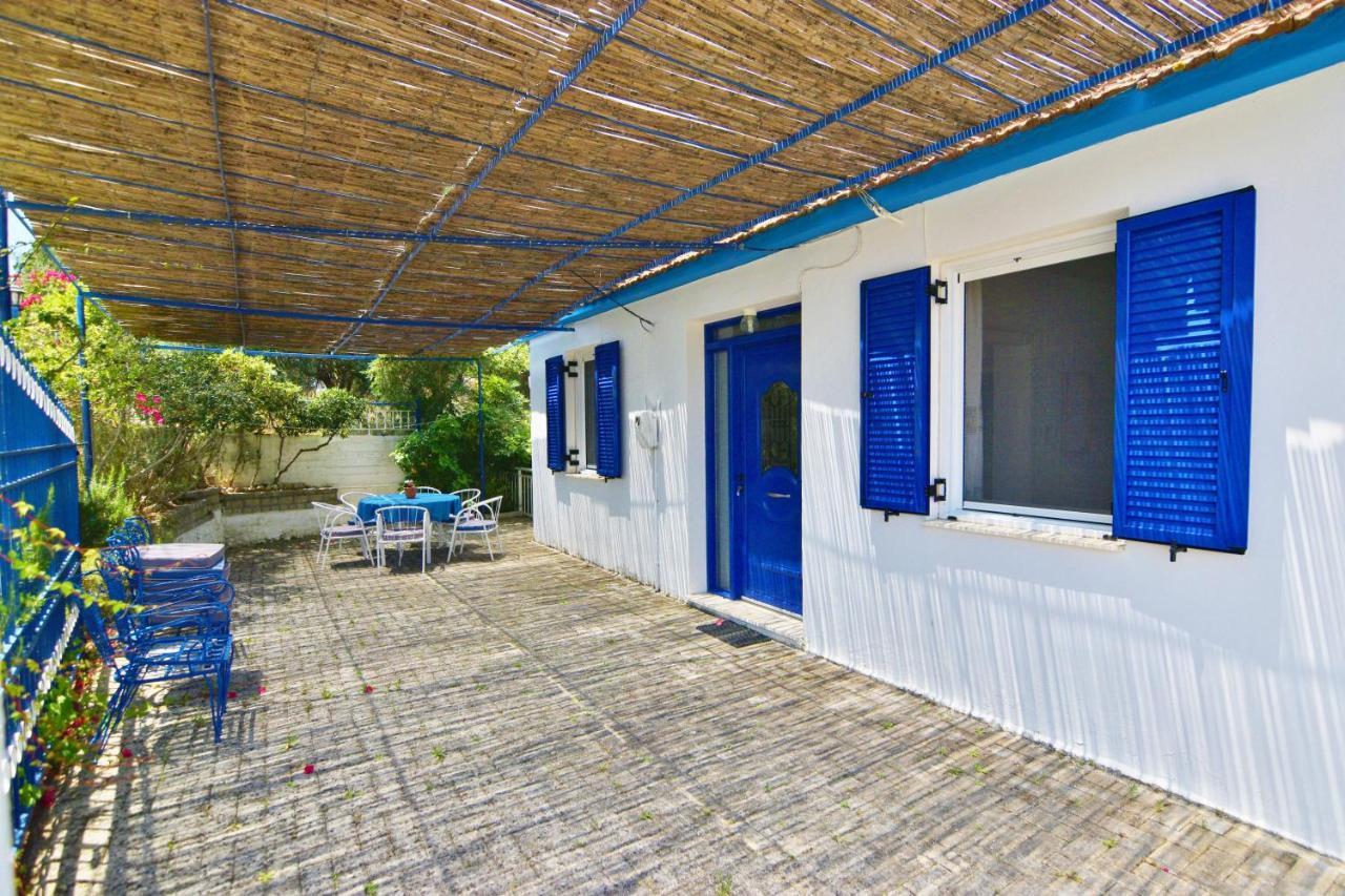 Blue White Apartments - Kefallonia Poolside Retreats Spartià Eksteriør bilde